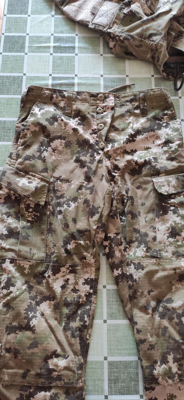 Pantaloni tattici Defcon 5, Defcon 5, Abbigliamento usato come nuovo